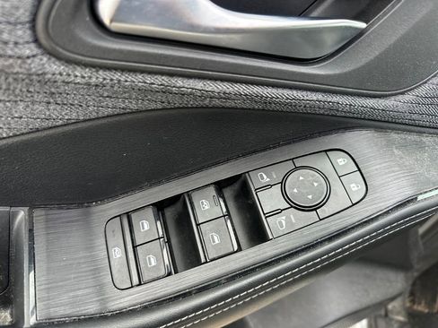 Used 2023 Nissan Rogue SV AWD/4WD image 41