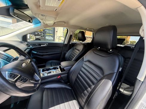 Used 2020 Ford Edge SEL w/ Convenience Package FWD image 13