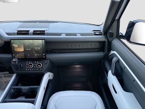 New 2026 Land Rover Defender 110 S AWD/4WD image 17