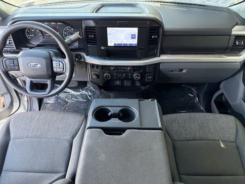 Used 2025 Ford F250 XLT AWD/4WD image 18