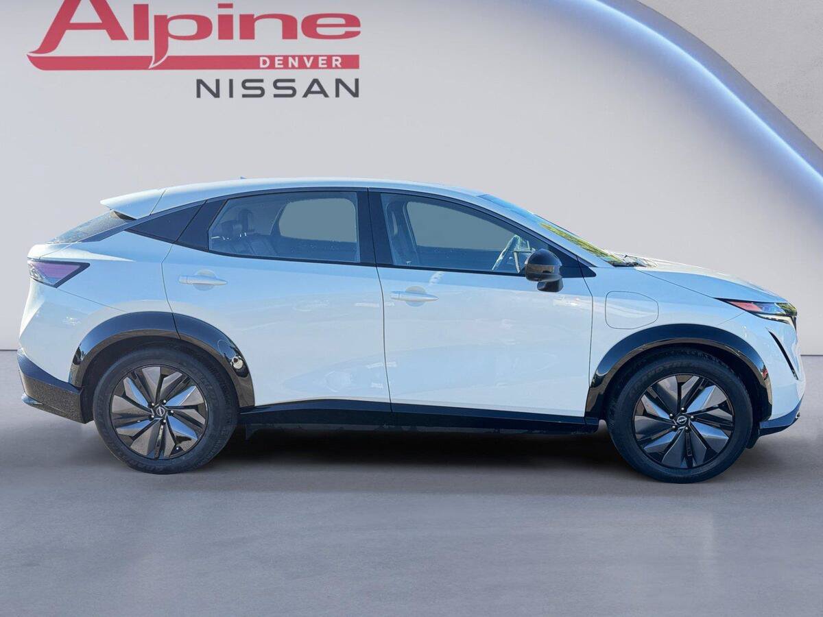 Used 2024 Nissan Ariya AWD image 6