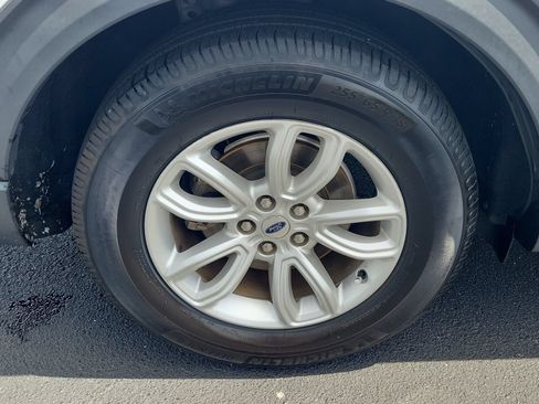 Certified 2020 Ford Explorer 2WD image 5