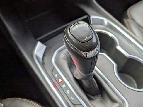 Used 2019 Chevrolet Traverse RS image 24