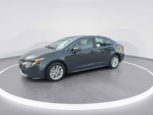 New 2026 Toyota Corolla XLE image 4