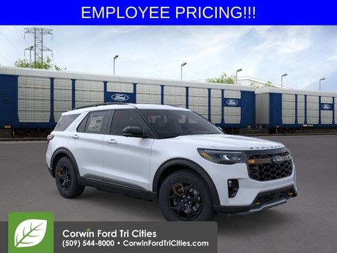 New 2026 Ford Explorer Tremor w/ Tremor Convenience Package AWD/4WD image 1