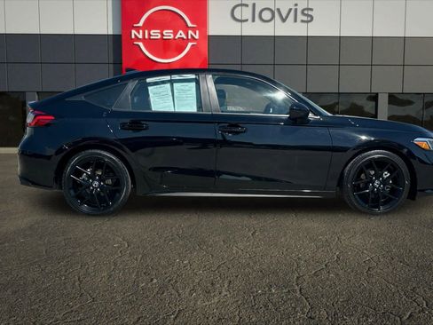 Used 2025 Honda Civic Sport image 9