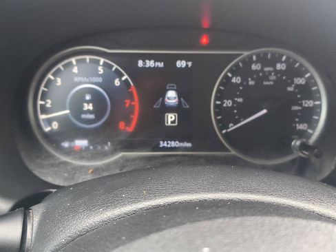 Used 2018 Nissan Kicks SV w/ Exterior Electronics Package FWD image 31