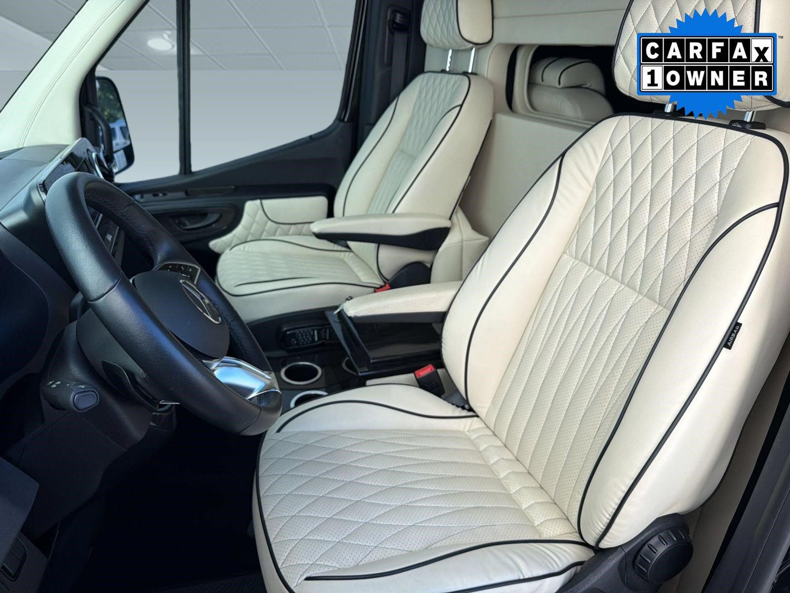 Used 2025 Mercedes-Benz Sprinter 3500 image 5