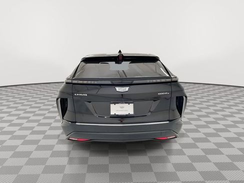 New 2026 Cadillac Lyriq Luxury image 9