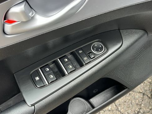Used 2023 Kia Forte LXS FWD image 22
