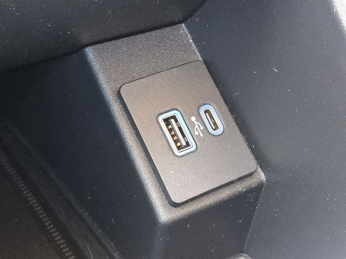 Used 2022 Ford Edge SEL w/ Convenience Package image 23