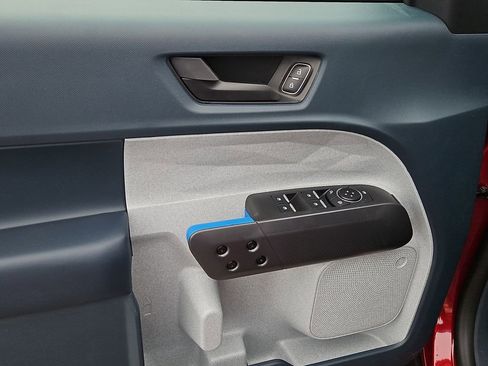 New 2026 Ford Maverick XLT image 21