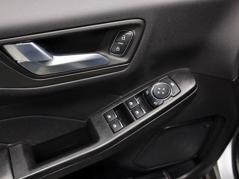 Certified 2023 Ford Escape SE w/ Class II Trailer Tow Package image 24