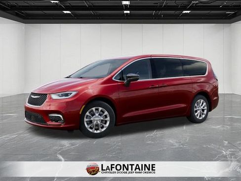 New 2026 Chrysler Pacifica Select AWD/4WD image 2