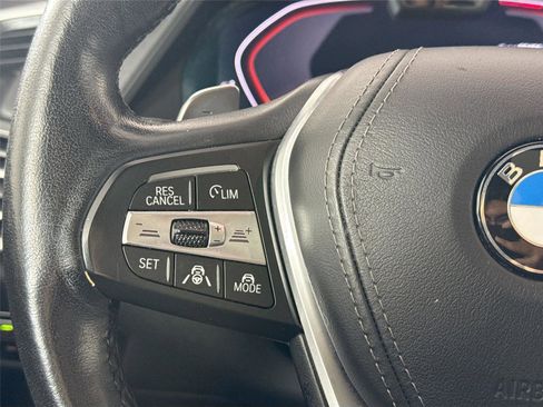 Used 2020 BMW X5 xDrive50i w/ Executive Package image 18