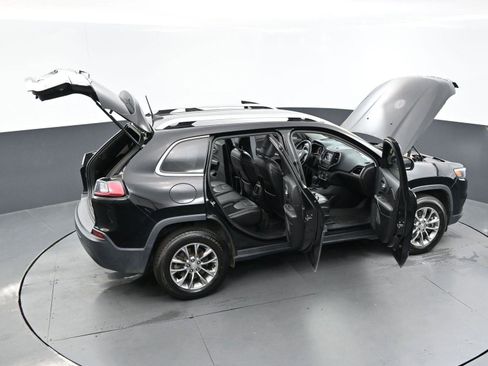 Used 2019 Jeep Cherokee Latitude Plus image 37