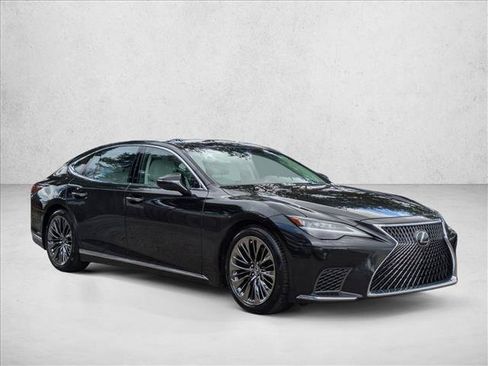 Used 2023 Lexus LS 500 w/ Interior Upgrade Package RWD image 3
