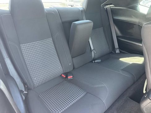 Used 2021 Dodge Challenger SXT RWD image 15