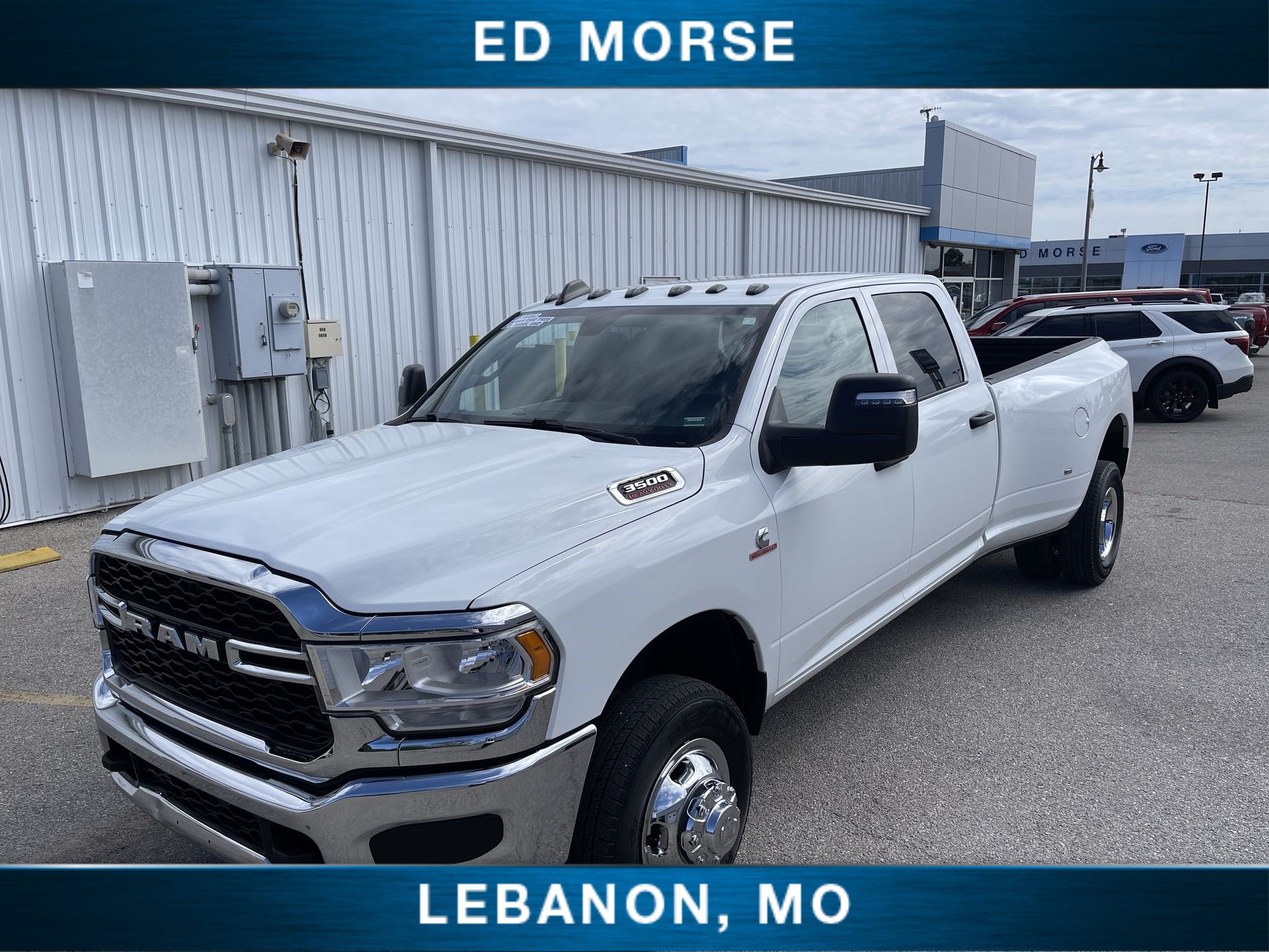 Used 2024 RAM 3500 Tradesman w/ Chrome Appearance Group AWD/4WD image 19