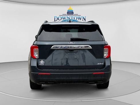 Used 2023 Ford Explorer XLT AWD/4WD image 4