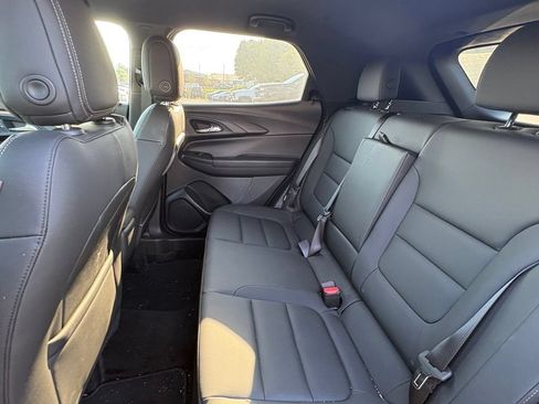 Used 2023 Chevrolet TrailBlazer ACTIV w/ Convenience Package AWD/4WD image 10