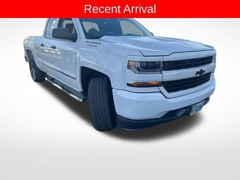 Used 2016 Chevrolet Silverado 1500 Custom w/ Custom Convenience Package image 1