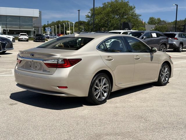 Used 2018 Lexus ES 300h FWD image 5