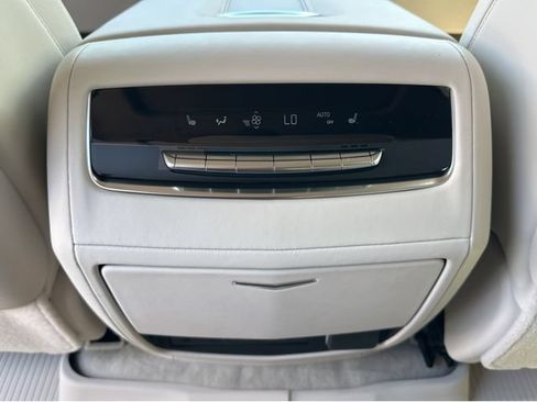 New 2026 Cadillac Escalade Platinum Sport w/ LPO, ONYX Package AWD/4WD image 7