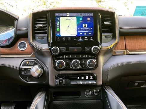 Used 2022 RAM 1500 Limited AWD/4WD image 16