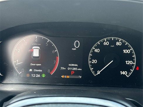 Used 2025 Honda Pilot TrailSport image 9