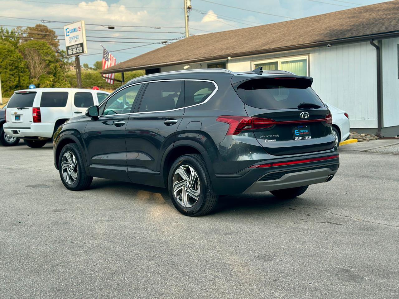 Used 2023 Hyundai Santa Fe SEL FWD image 18