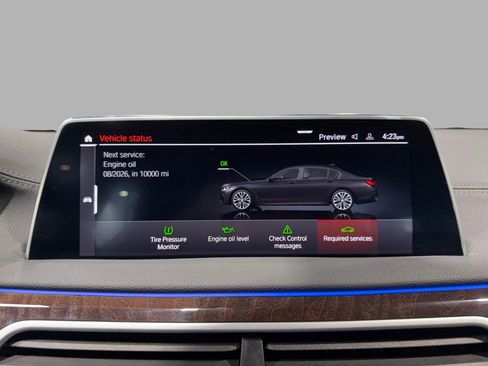 Used 2022 BMW 750i xDrive w/ M Sport Package image 42