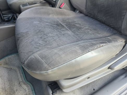 Used 2003 Isuzu Rodeo S RWD image 20