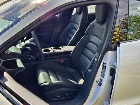 New 2026 Porsche Taycan image 5