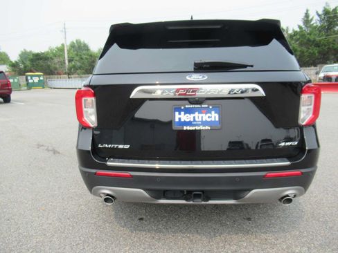 Used 2023 Ford Explorer Limited w/ Limited Technology Package AWD/4WD image 6
