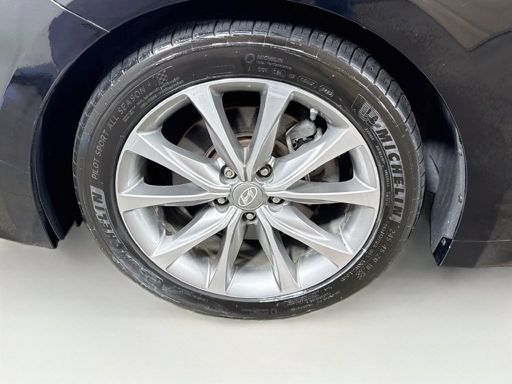 Used 2016 Hyundai Azera FWD image 39