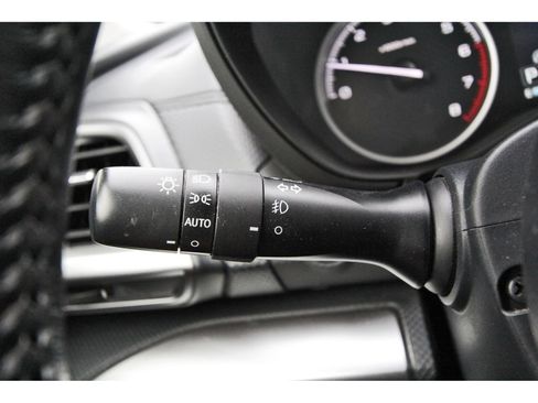 Used 2023 Subaru Forester Premium AWD/4WD image 16