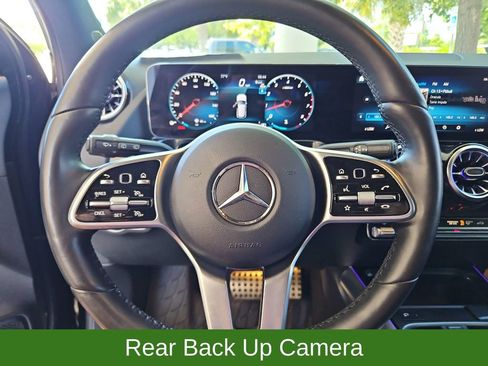 Used 2023 Mercedes-Benz GLA 250 4MATIC image 10