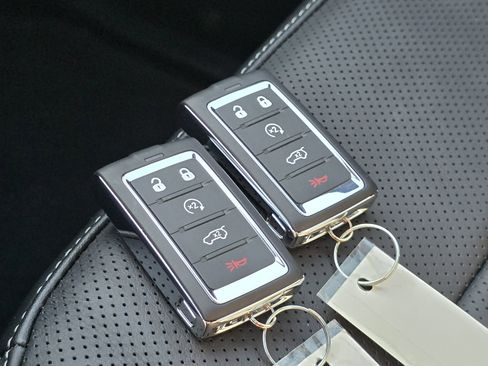 New 2026 Jeep Grand Cherokee Limited Reserve image 27