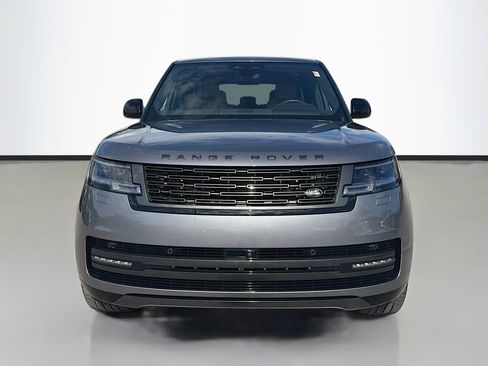 Used 2025 Land Rover Range Rover SE image 8