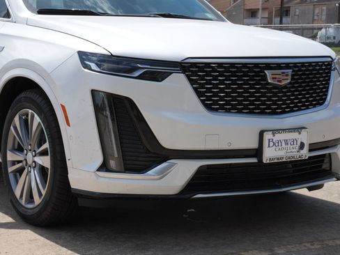 New 2025 Cadillac XT6 Premium Luxury w/ Technology Package image 29