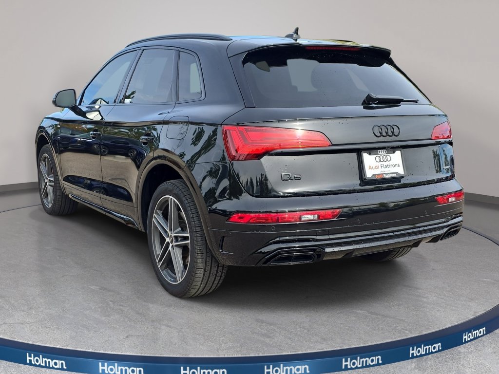 Certified 2024 Audi Q5 e Premium Plus w/ Premium Plus Package AWD/4WD image 8