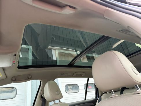 Used 2019 Volkswagen Golf Alltrack SE image 8