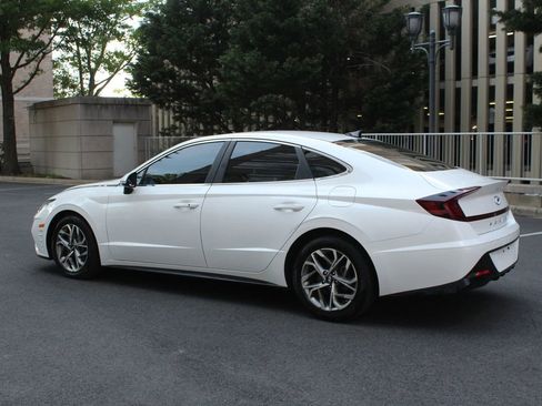 Used 2021 Hyundai Sonata SEL FWD image 9