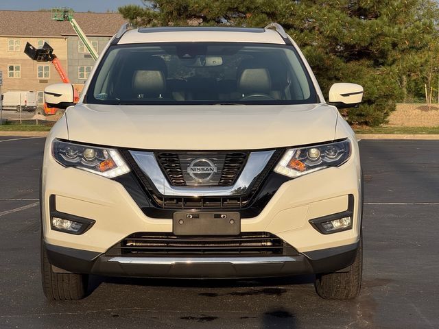 Used 2017 Nissan Rogue SL w/ SL Premium Package AWD/4WD image 10