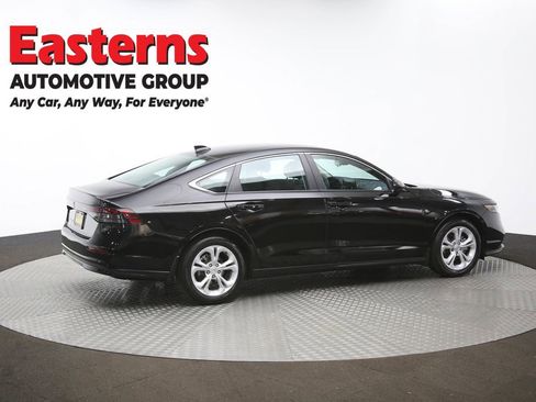 Used 2025 Honda Accord LX image 42