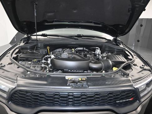 Used 2024 Dodge Durango GT RWD image 30