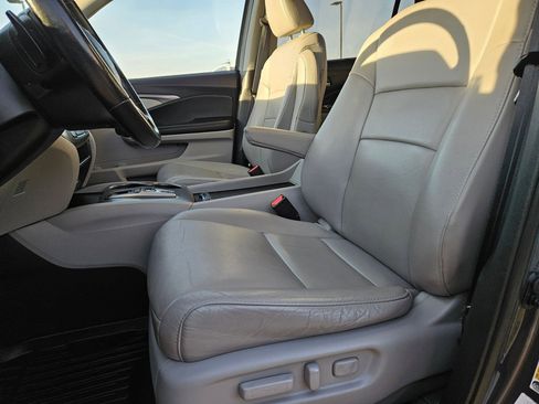 Used 2021 Honda Pilot Black Edition image 17