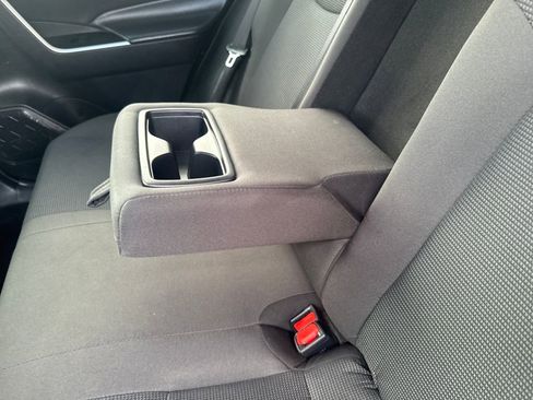 Used 2024 Toyota RAV4 LE image 33