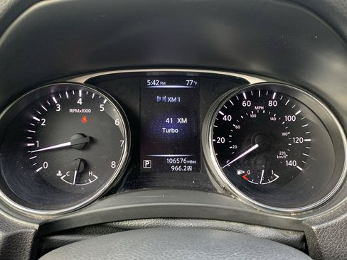 Used 2015 Nissan Rogue S AWD/4WD image 10